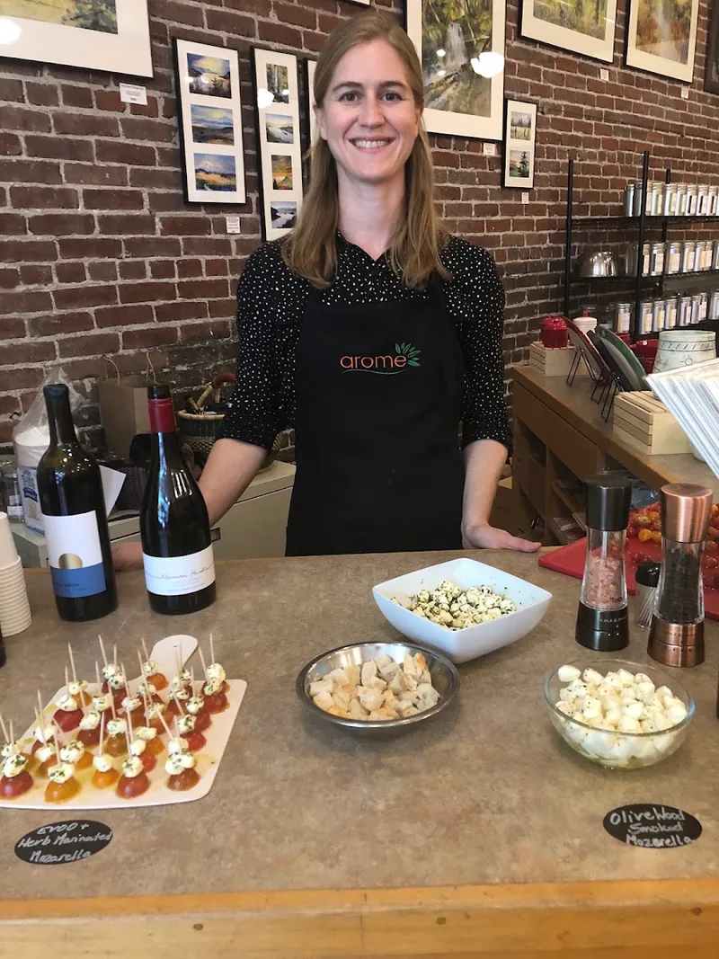 Arome Hood River — spice store (photo 18)
