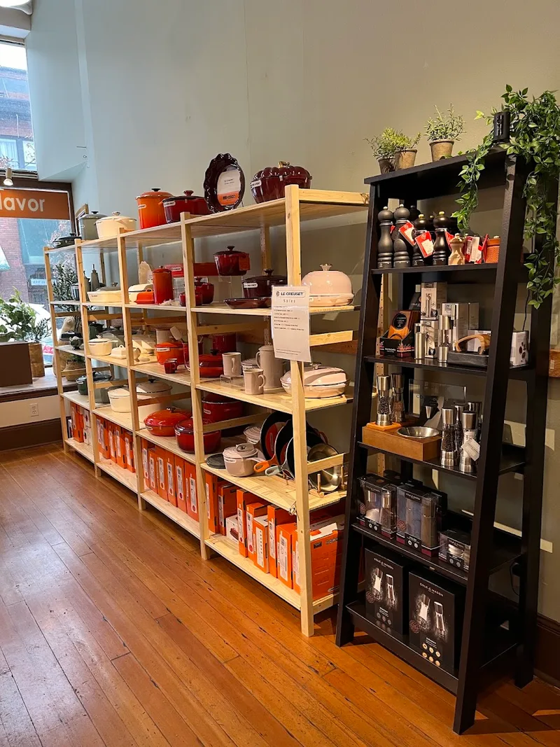 Arome Hood River — spice store (photo 2)