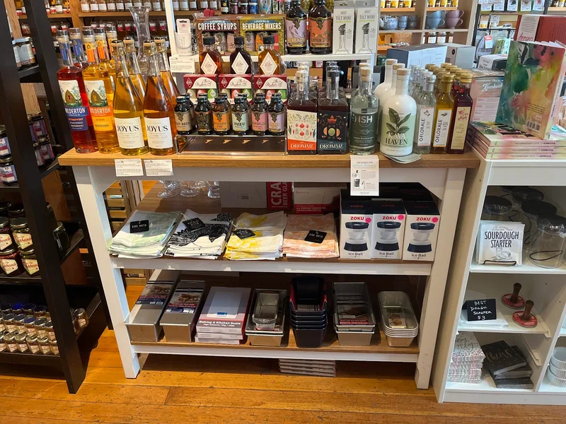 Arome Hood River — spice store (photo 4)