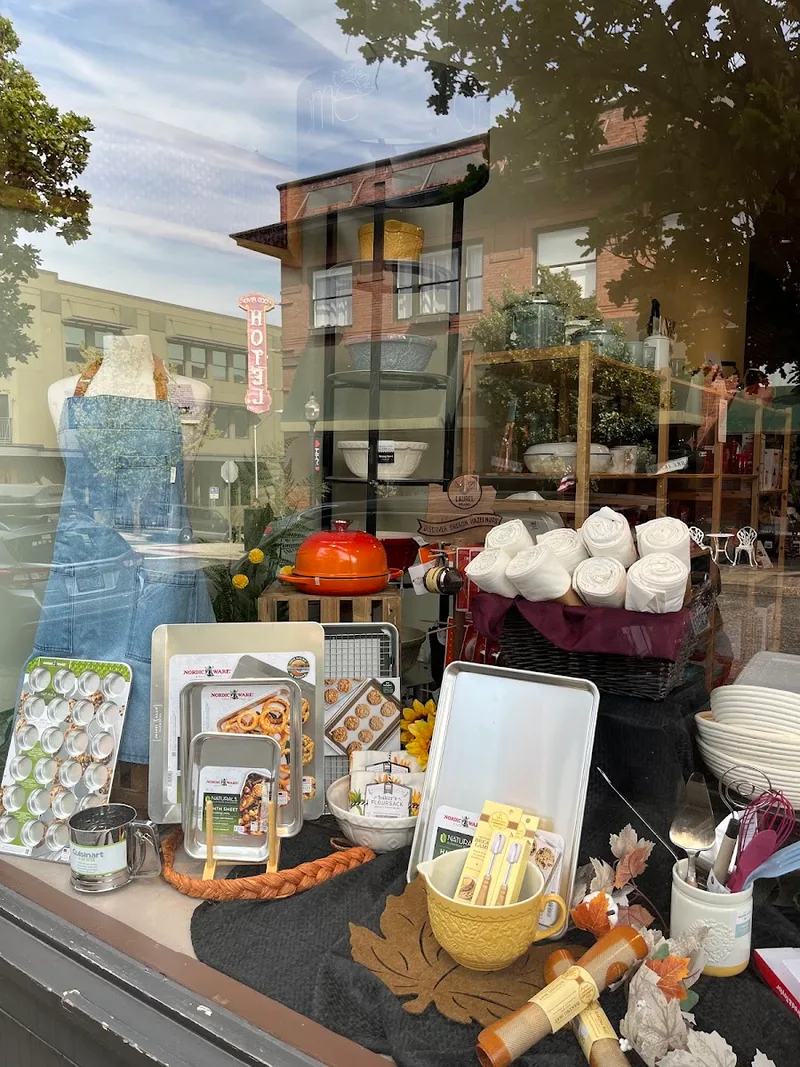 Arome Hood River — spice store (photo 6)